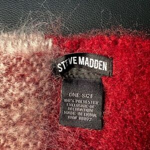 Steve Madden Shaw or winter scarf NWOT burgundy and white for women or men